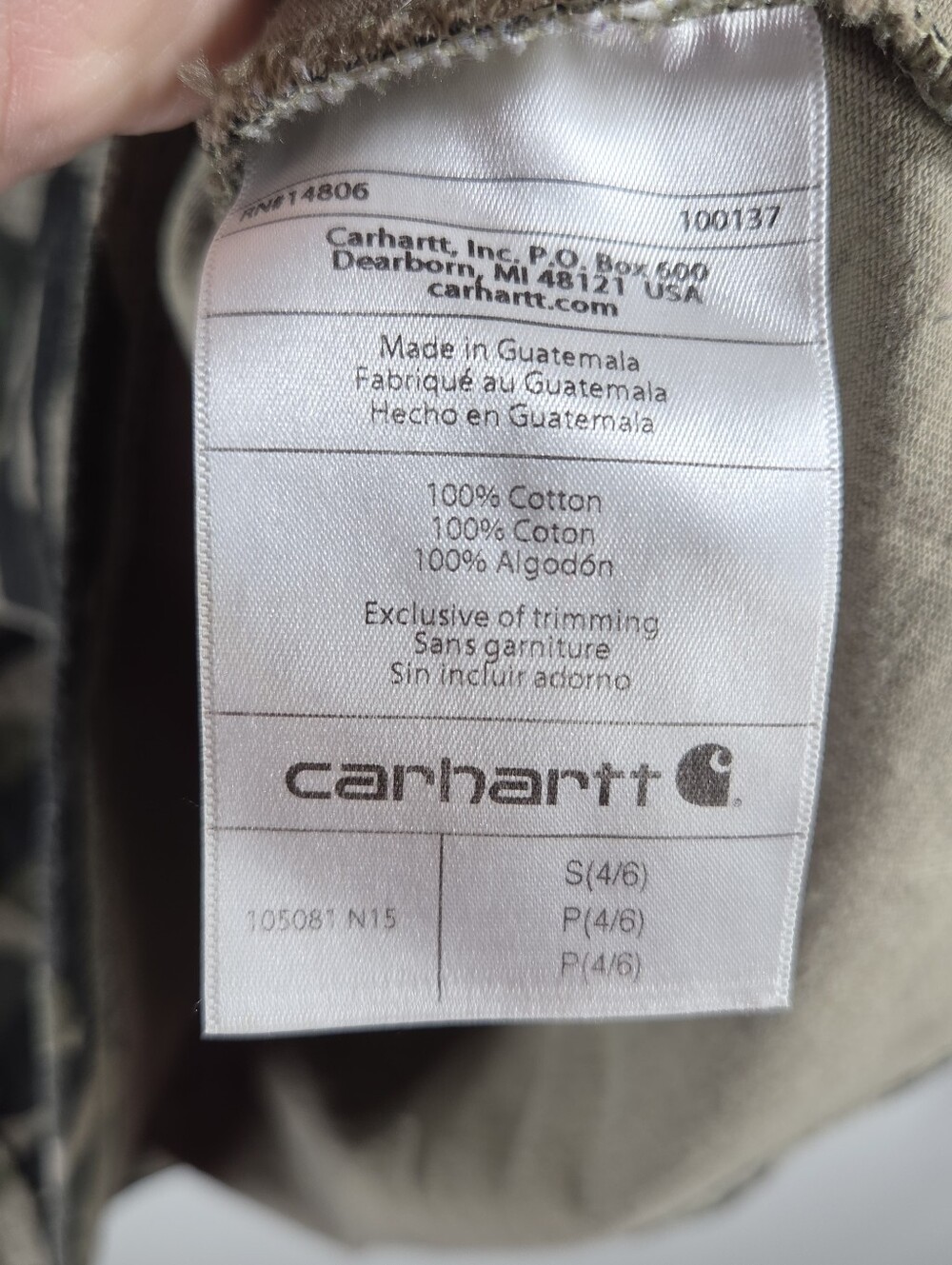 🆕️ Carhartt Women's Camo Long Sleeve Logo Graphic T-Shirt - Picture 9 of 11
